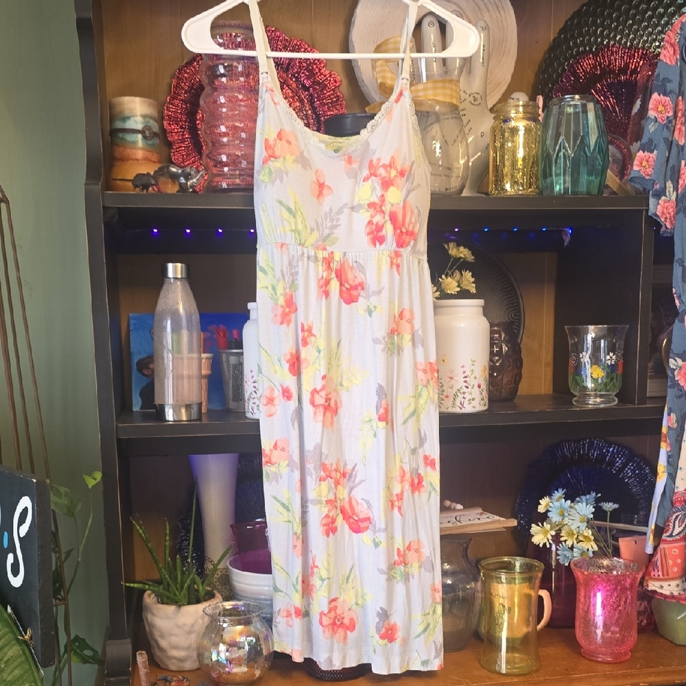Motherhood Floral Nursing Gown (Small)